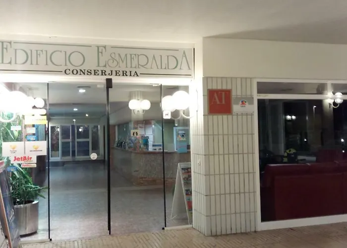 Esmeralda 2 *